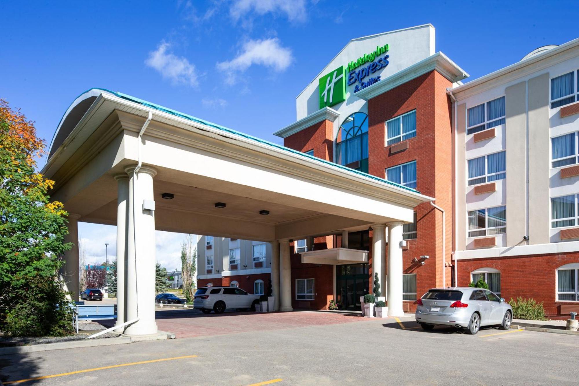 Holiday Inn Express Hotel & Suites Edson By Ihg Extérieur photo
