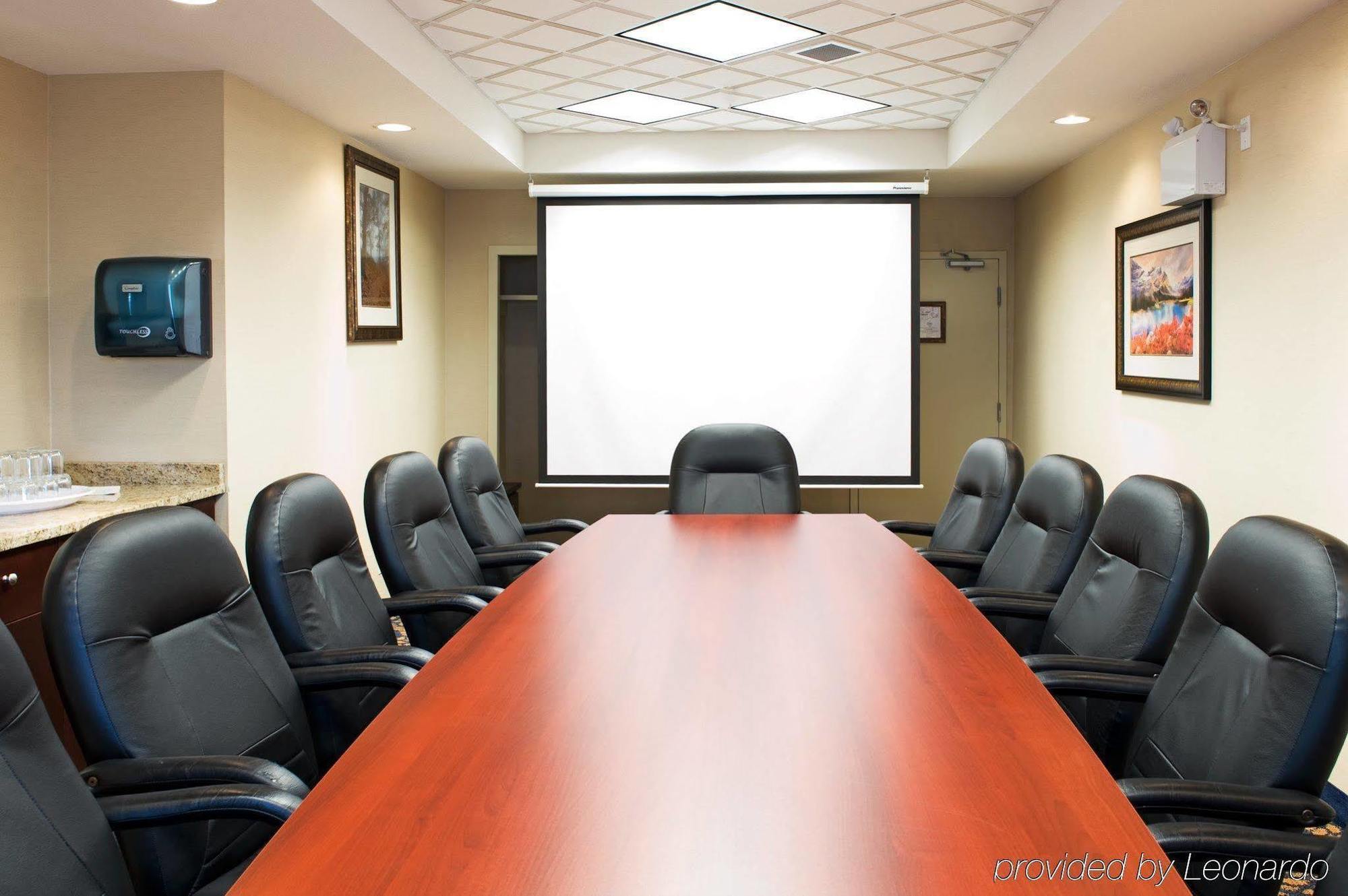 Holiday Inn Express Hotel & Suites Edson By Ihg Extérieur photo