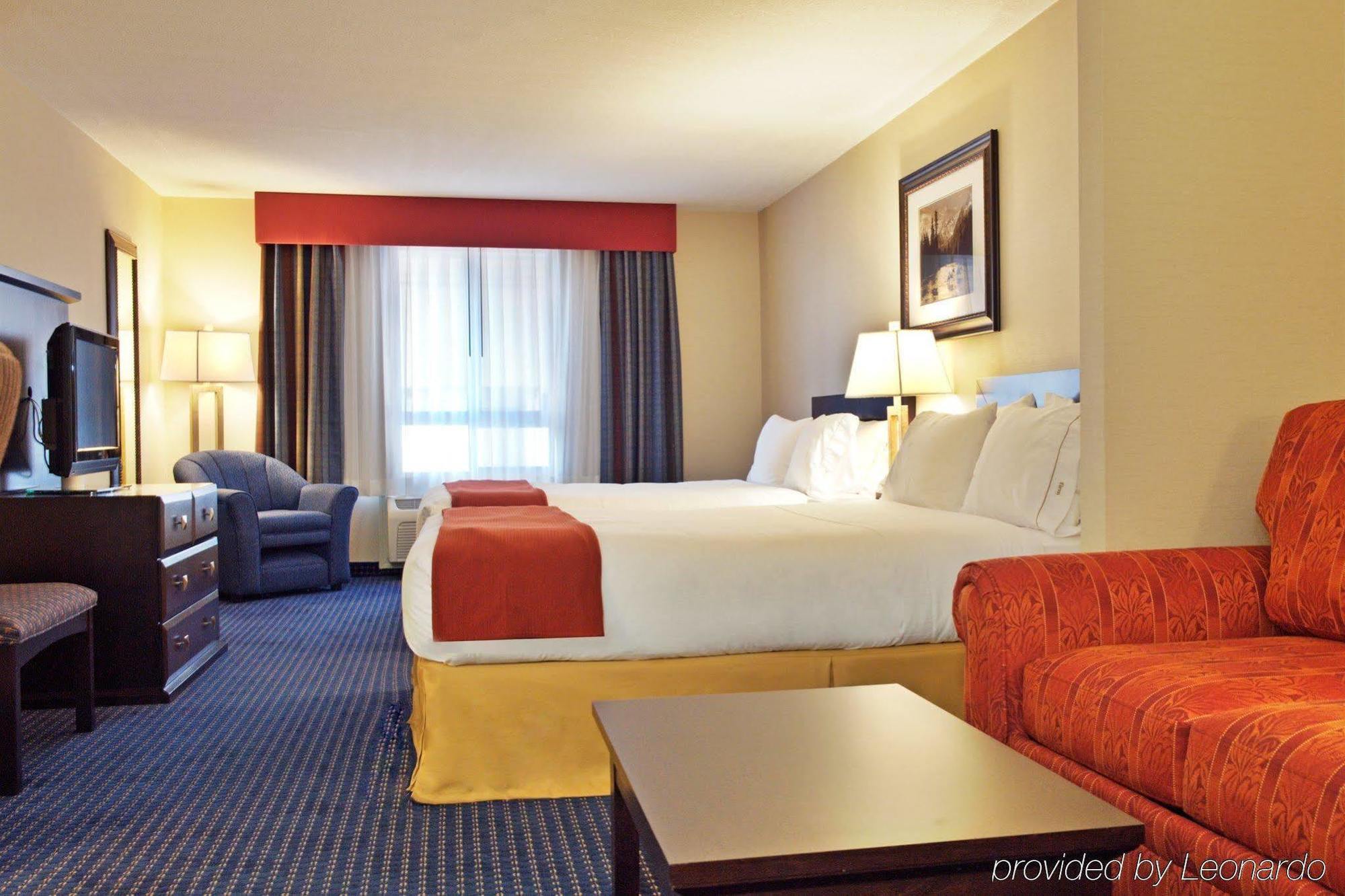 Holiday Inn Express Hotel & Suites Edson By Ihg Extérieur photo